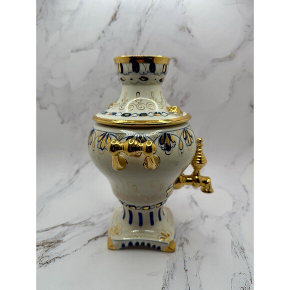 Vintage Gzhel Handmade Russian Porcelain Samovar, Hand-Painted, 8.5" Tall - Picture 3 of 17